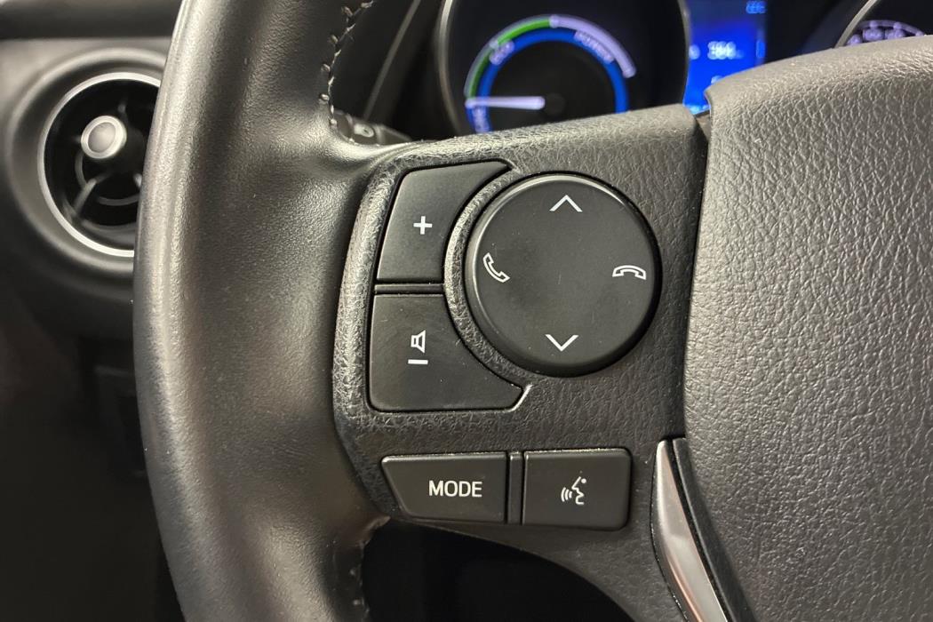 Toyota Auris 2016