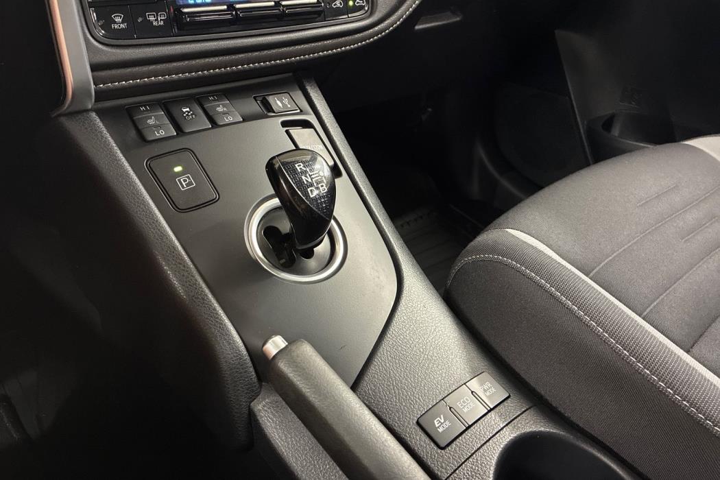 Toyota Auris 2016