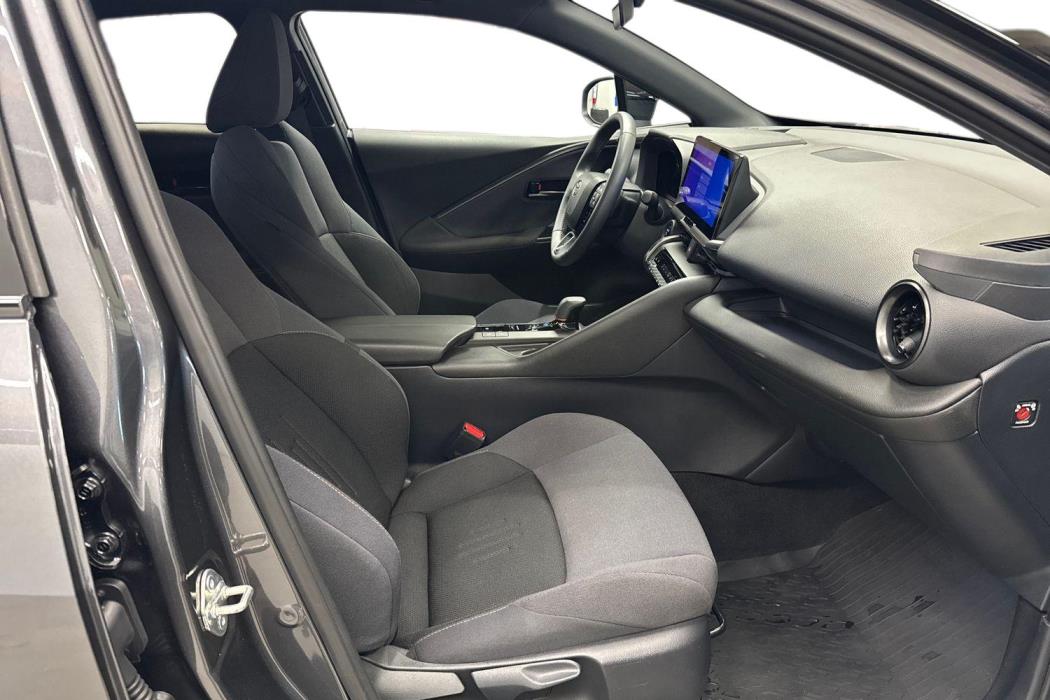 TOYOTA C-HR 2024