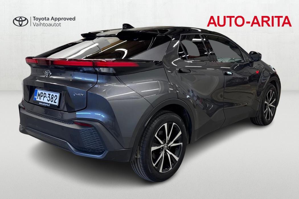 TOYOTA C-HR 2024