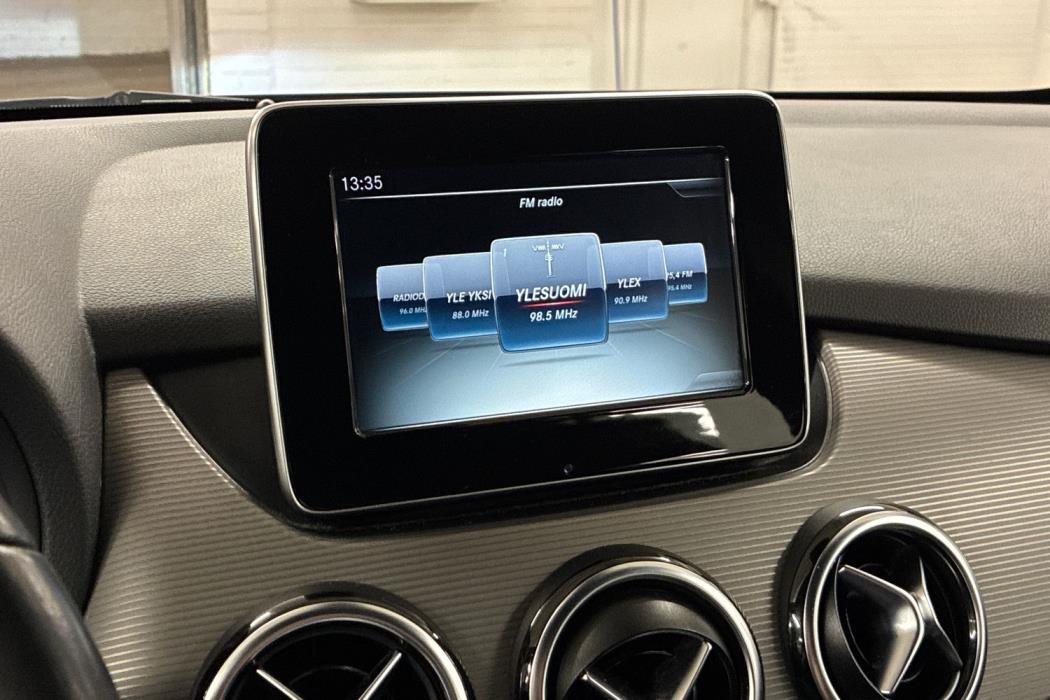 Mercedes-Benz B 2016