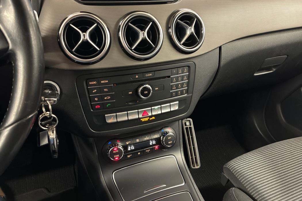 Mercedes-Benz B 2016