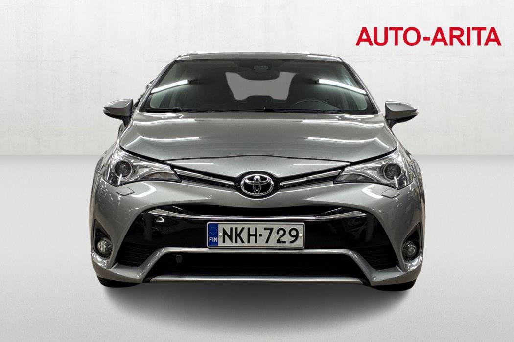 Toyota Avensis 2016
