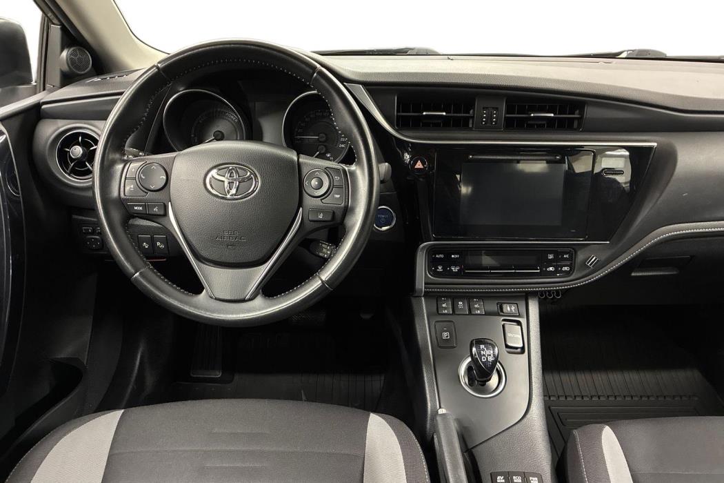Toyota Auris 2017