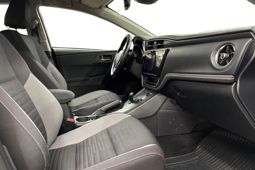 Toyota Auris 2017