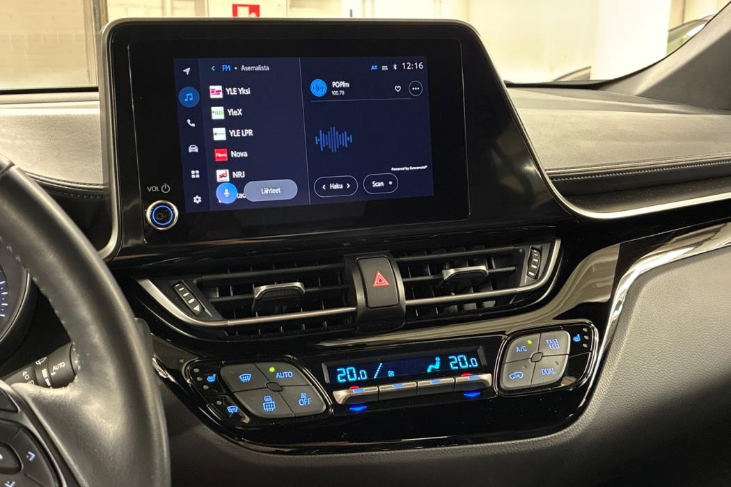 TOYOTA C-HR 2023