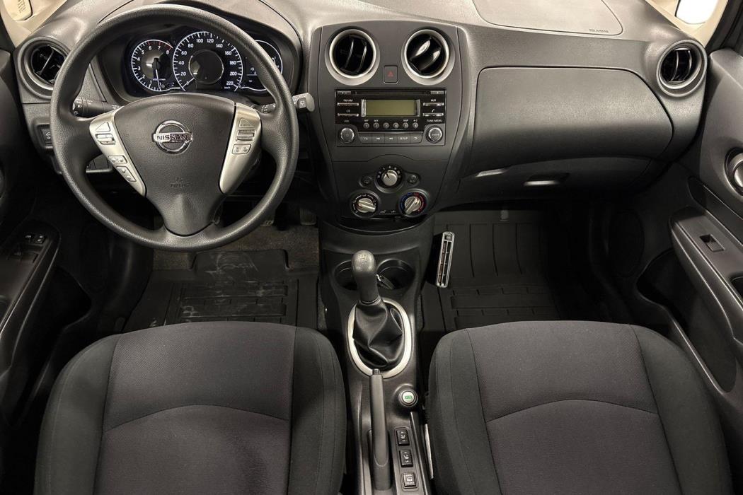 NISSAN Note 2015