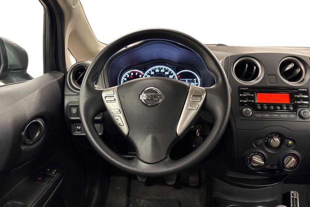 NISSAN Note 2015