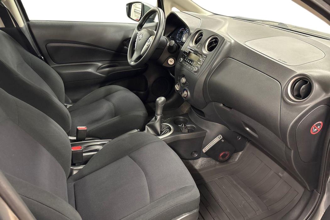 NISSAN Note 2015