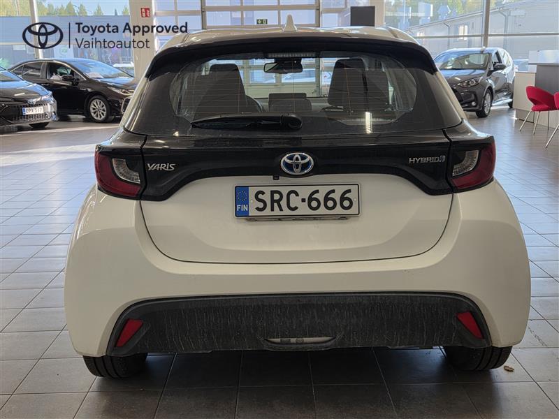 Toyota Yaris 2024