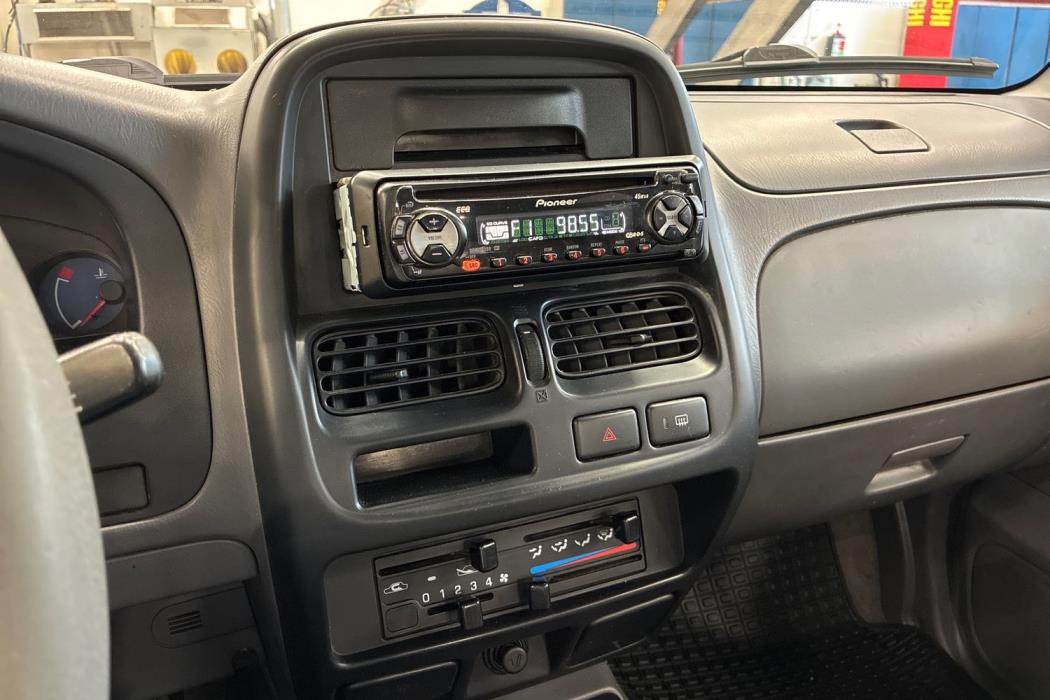Nissan Pick-up 2004