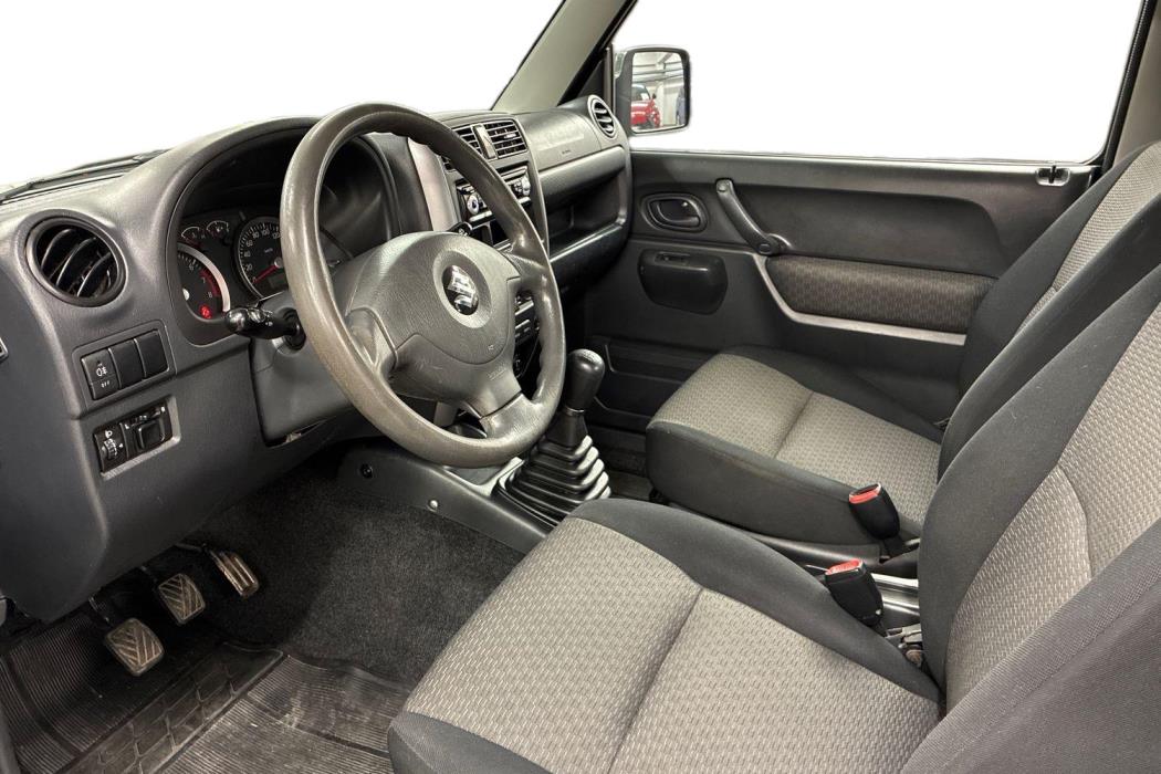 Suzuki Jimny 2006