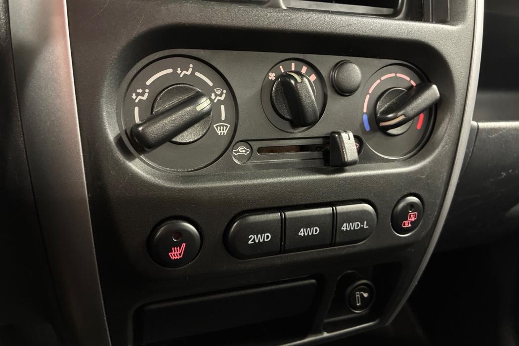 Suzuki Jimny 2006
