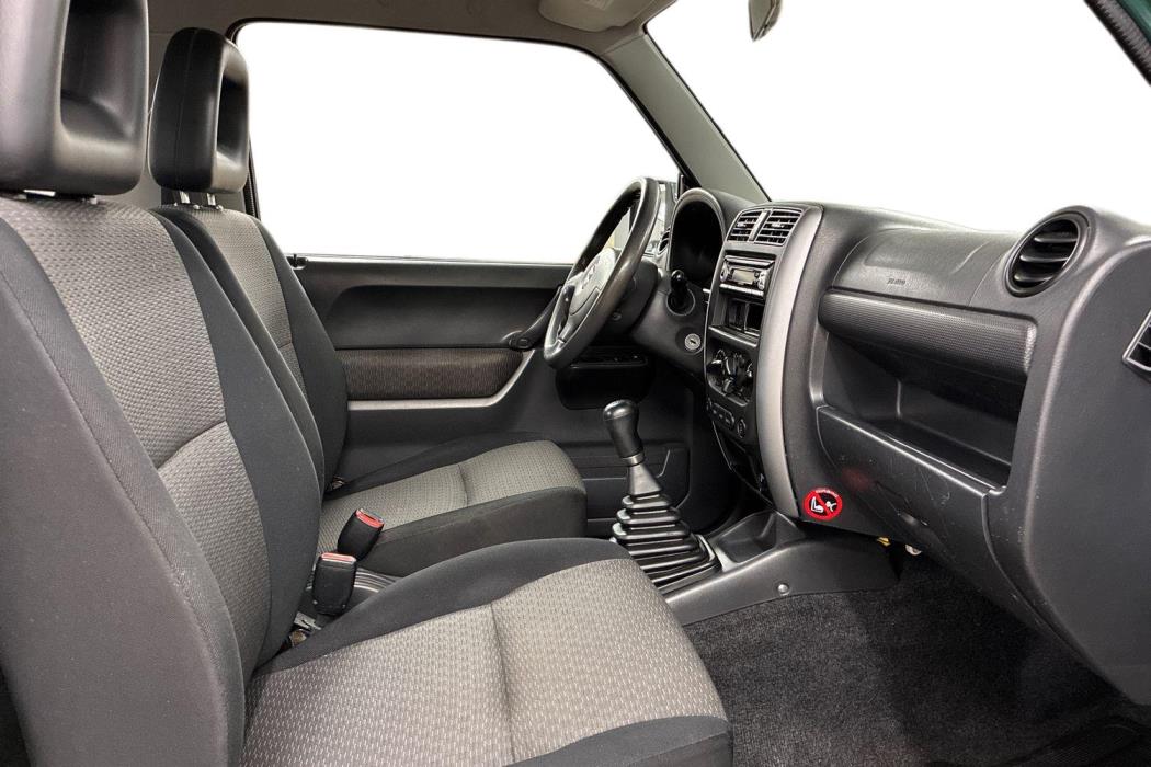 Suzuki Jimny 2006