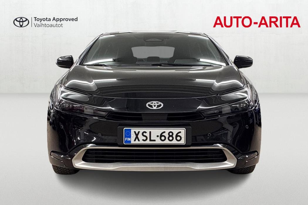 Toyota Prius Plug-in 2024