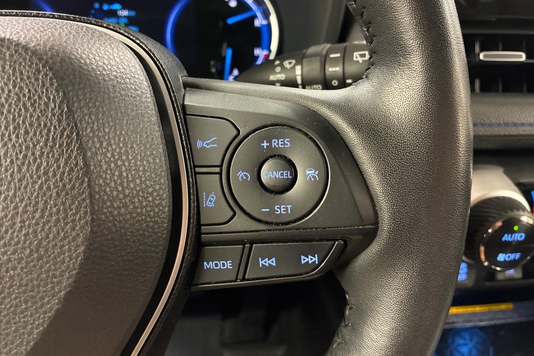 TOYOTA RAV4 2021