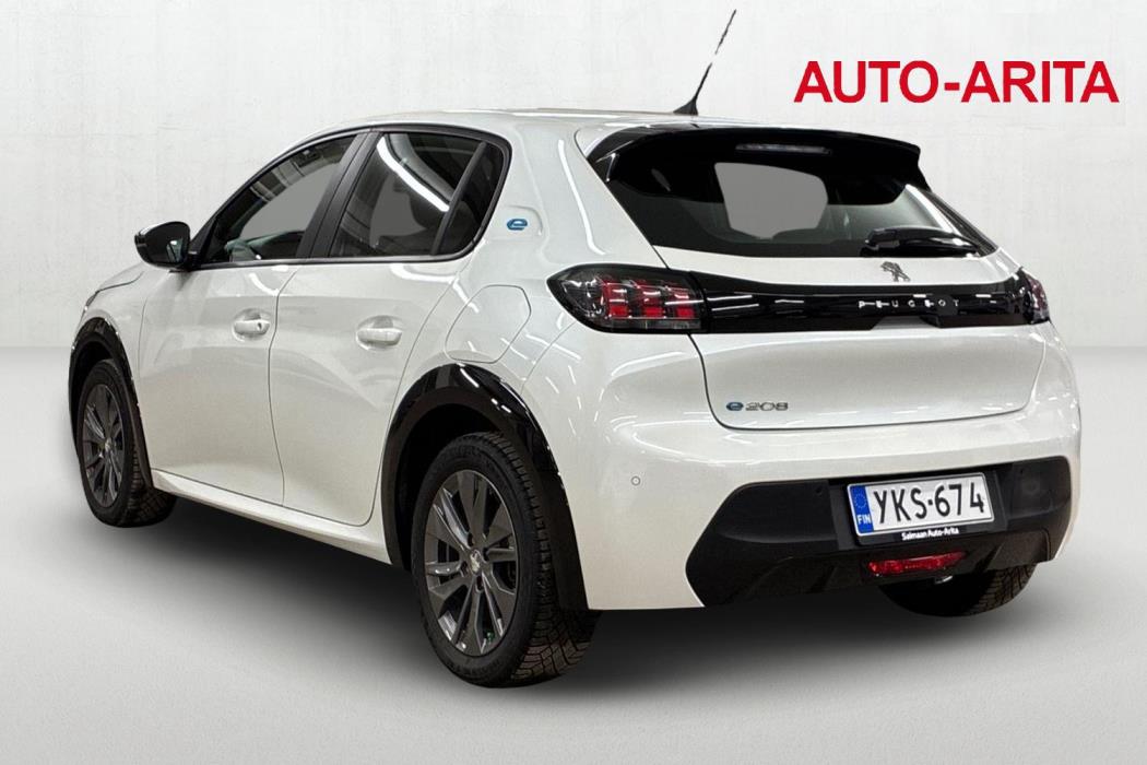 Peugeot e-208 2022