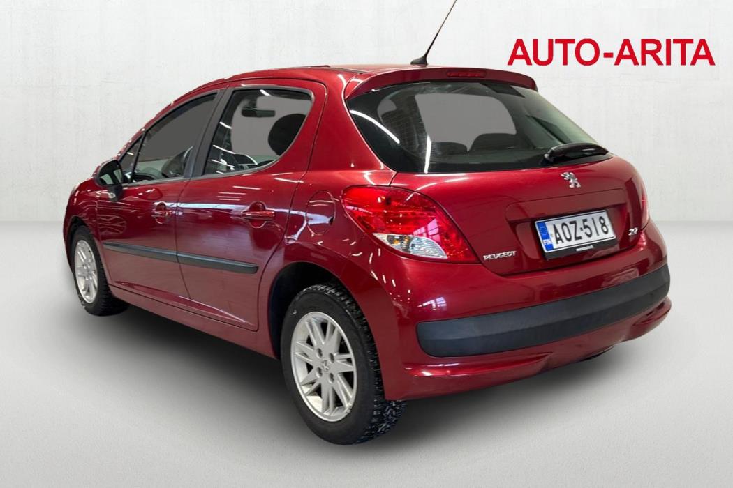 PEUGEOT 207 2010
