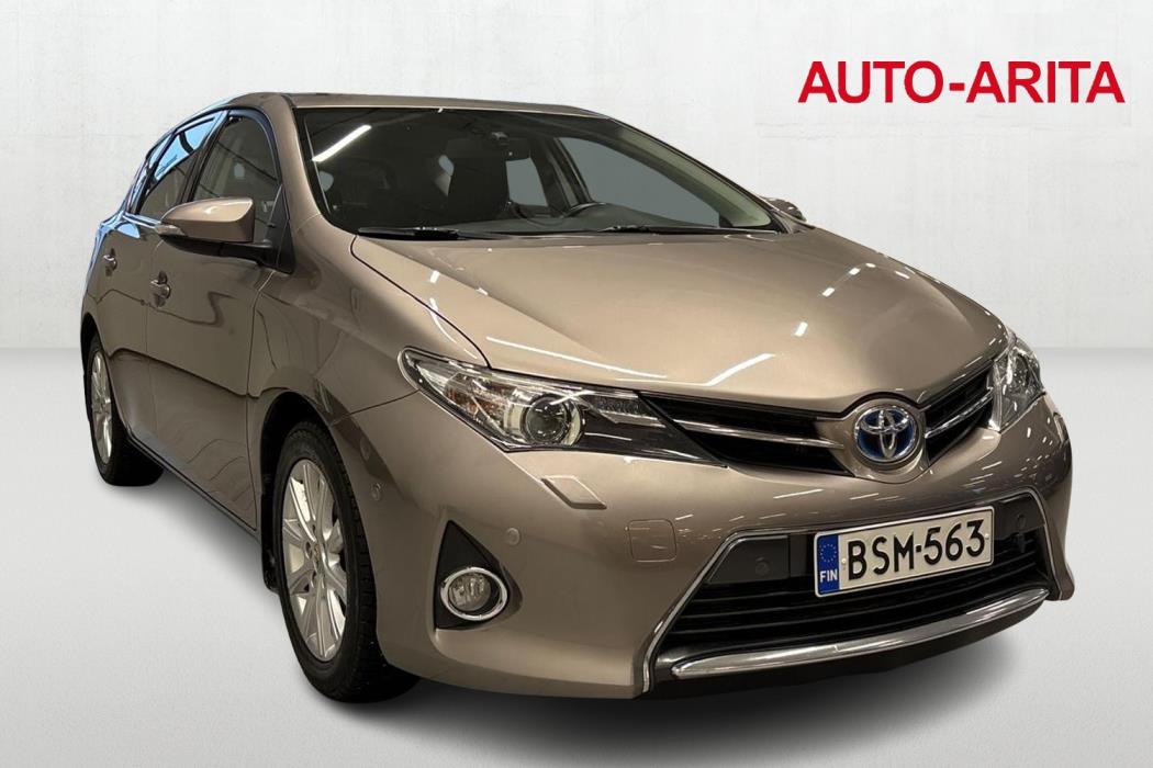 Toyota Auris 2015