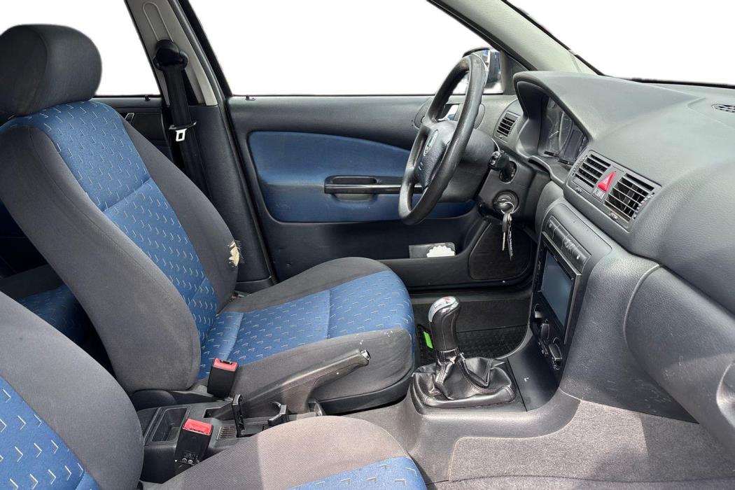 SKODA OCTAVIA 2002