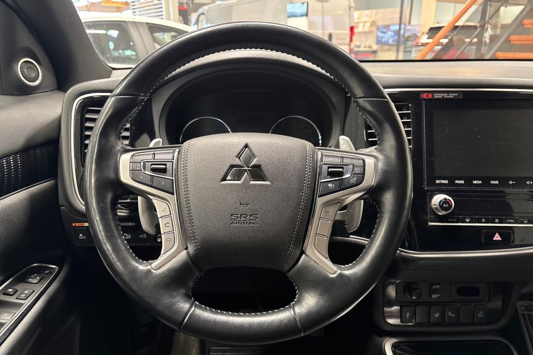 Mitsubishi Outlander PHEV 2020