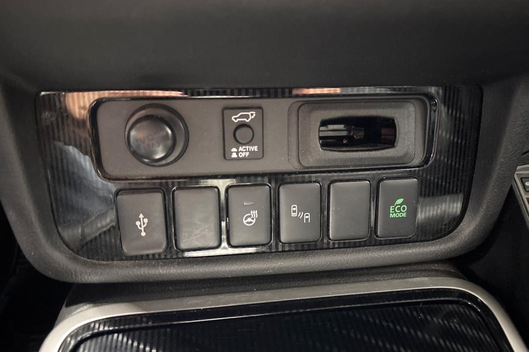Mitsubishi Outlander PHEV 2020