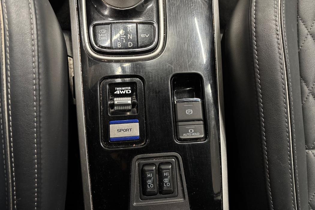 Mitsubishi Outlander PHEV 2020