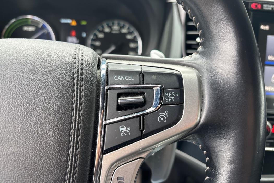 Mitsubishi Outlander PHEV 2020