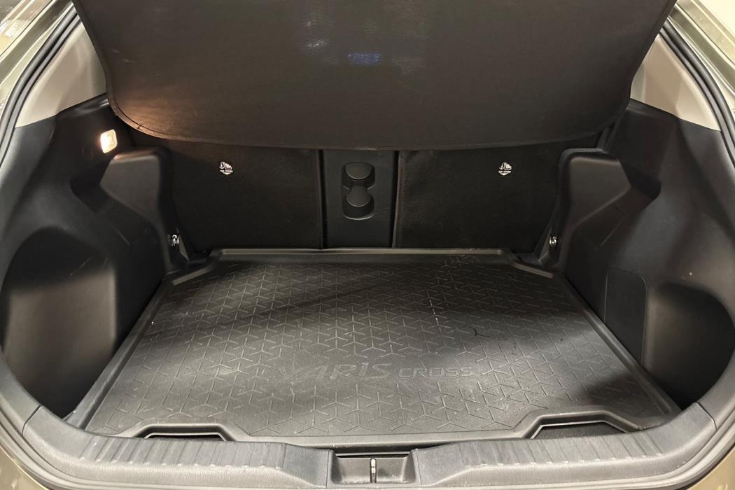 TOYOTA Yaris Cross 2024