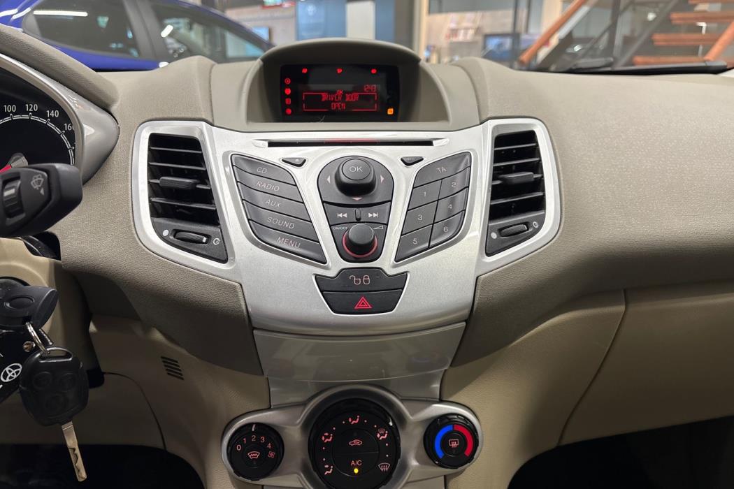FORD FIESTA 2009