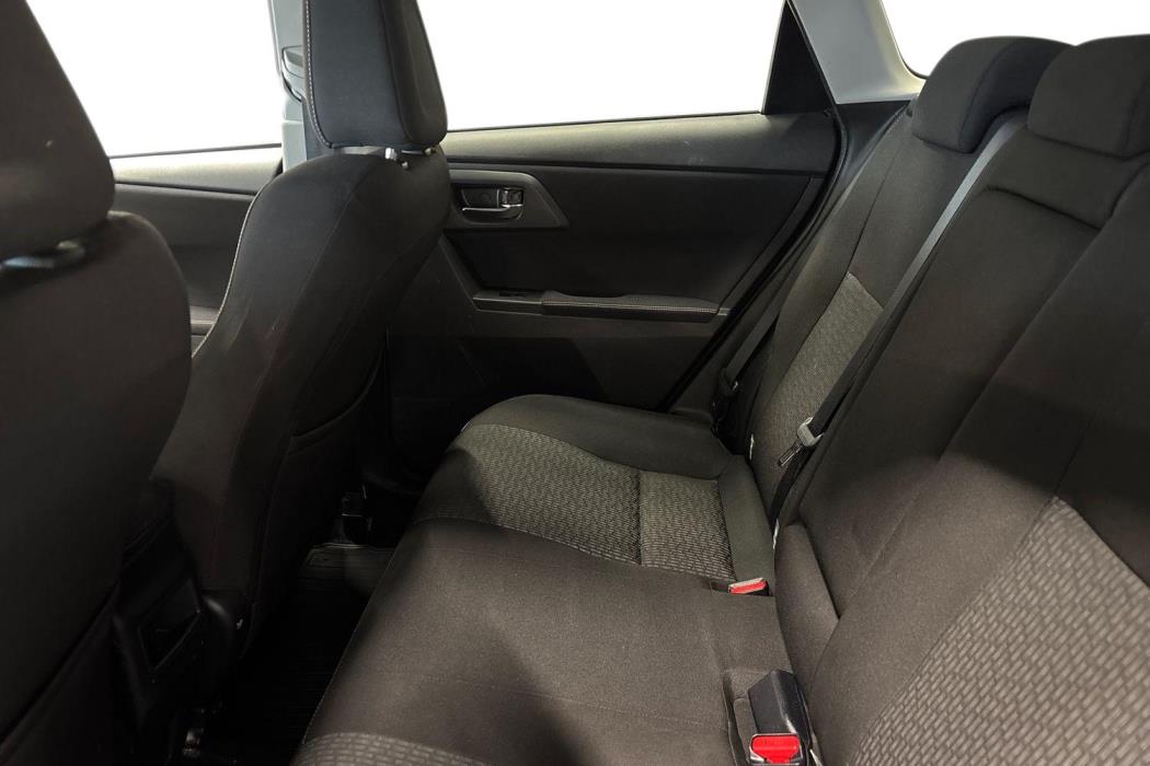 TOYOTA AURIS 2015