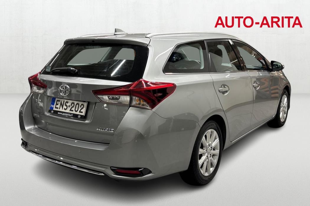TOYOTA AURIS 2015