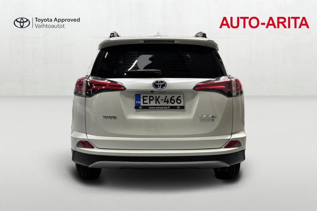 TOYOTA RAV4 2018