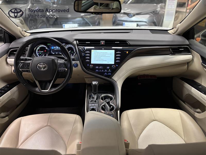 Toyota Camry 2019