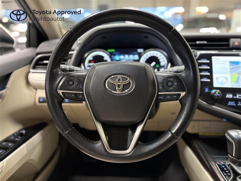 Toyota Camry 2019