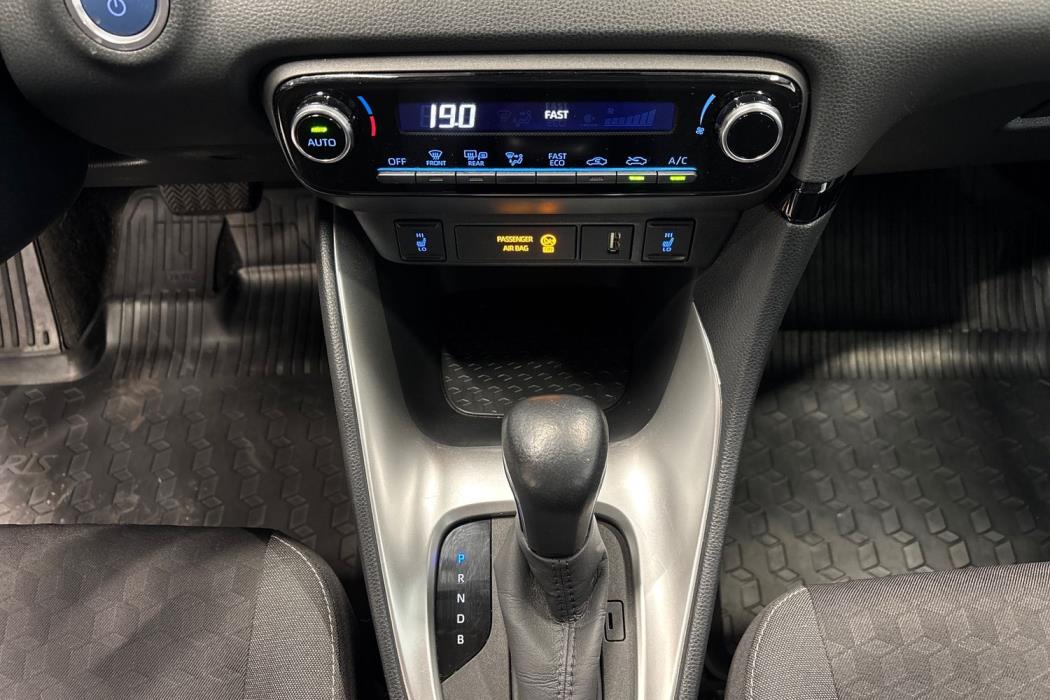 Toyota Yaris 2021