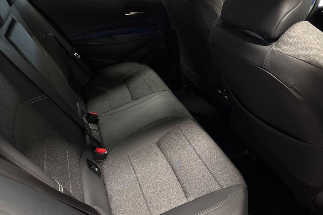 TOYOTA COROLLA 2024