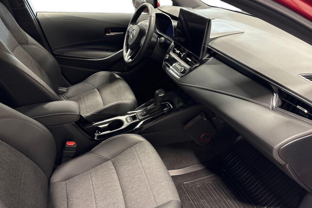 TOYOTA COROLLA 2024