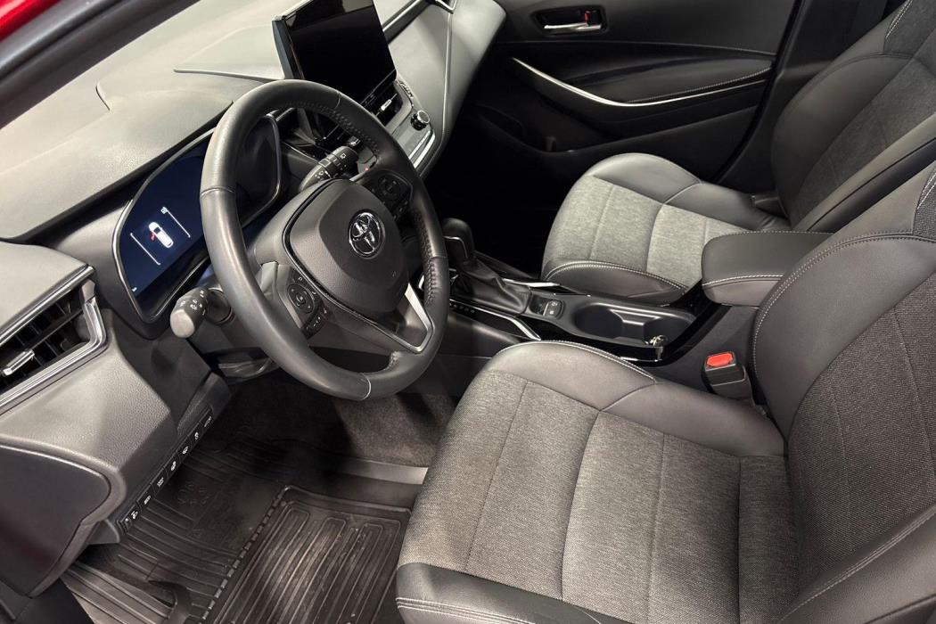 TOYOTA COROLLA 2024