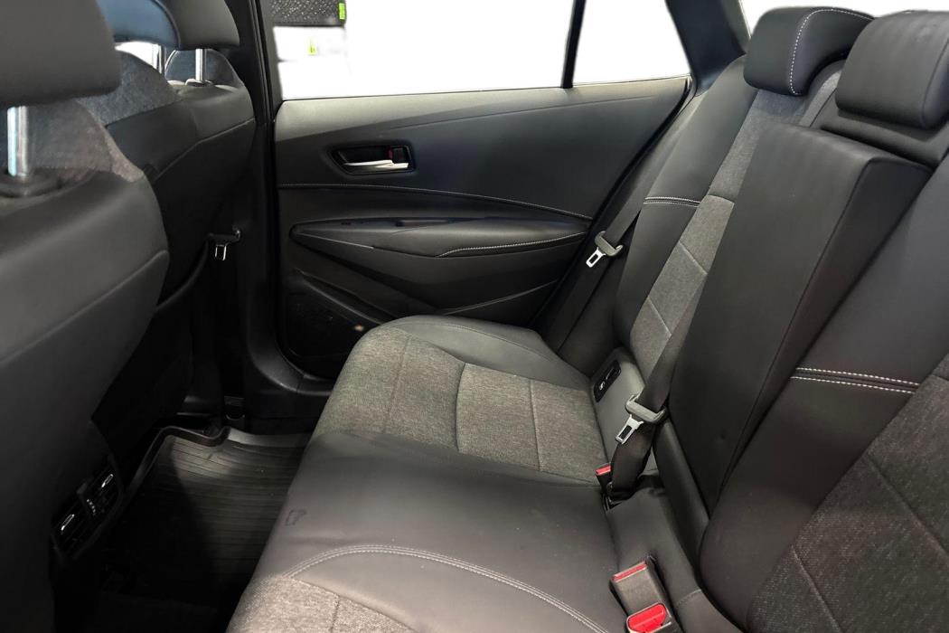TOYOTA COROLLA 2024