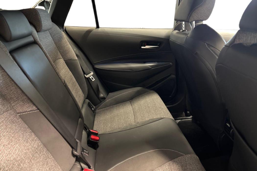 TOYOTA COROLLA 2025