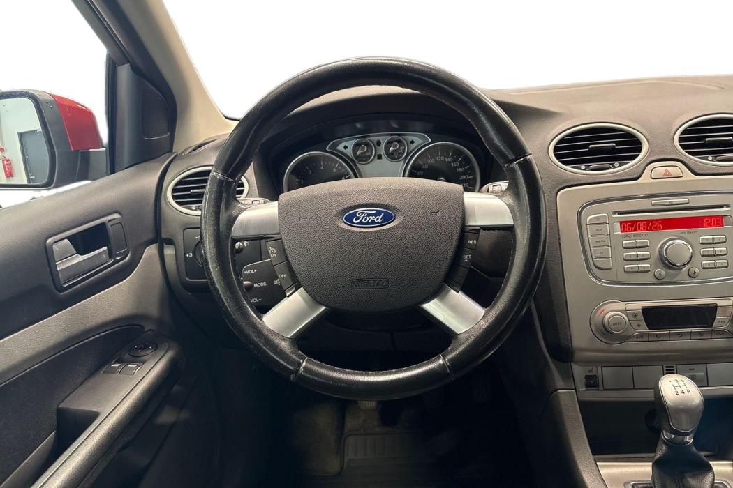 FORD FOCUS 2010
