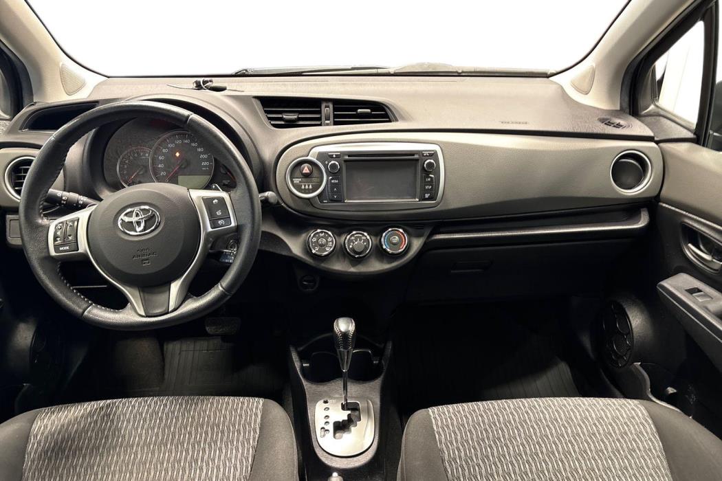 TOYOTA YARIS 2014