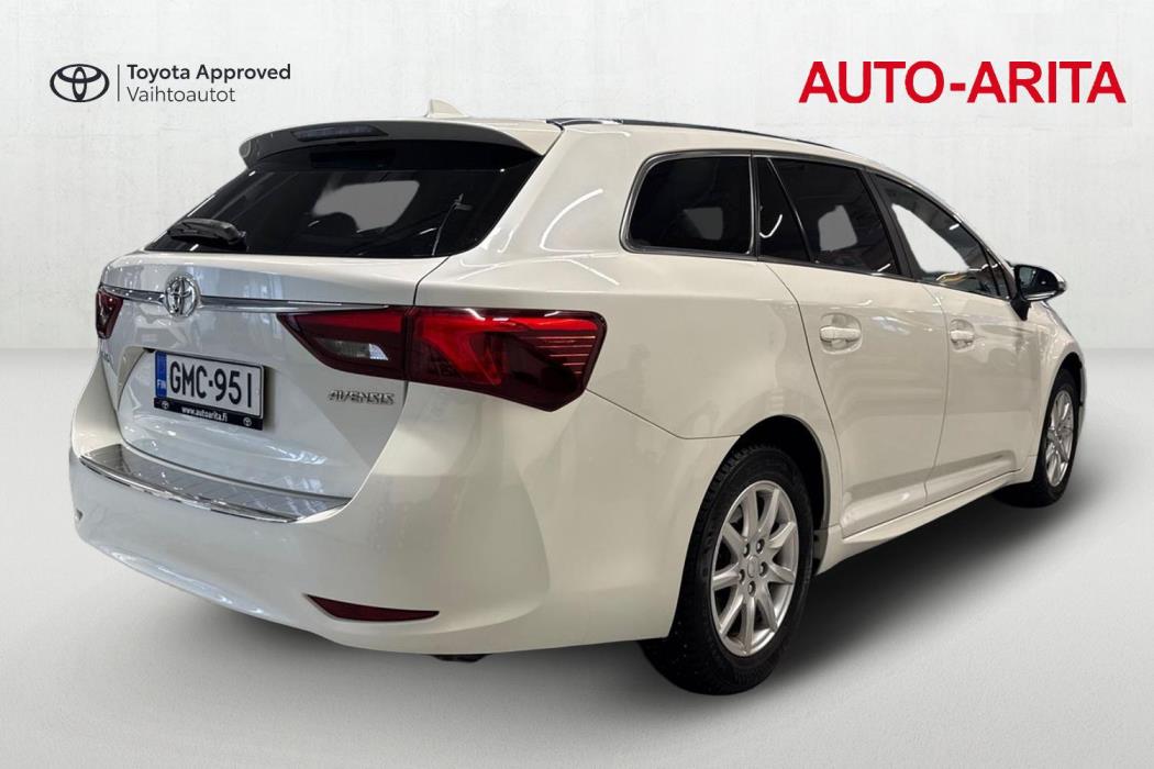 TOYOTA AVENSIS 2016