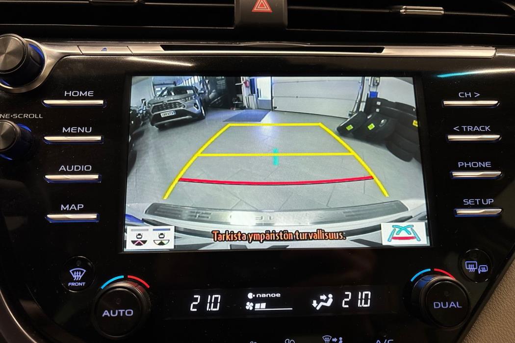 Toyota Camry 2019