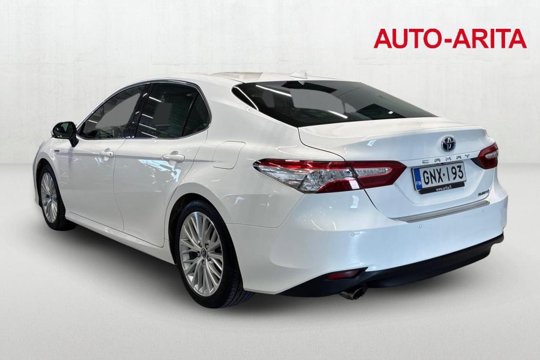Toyota Camry 2019