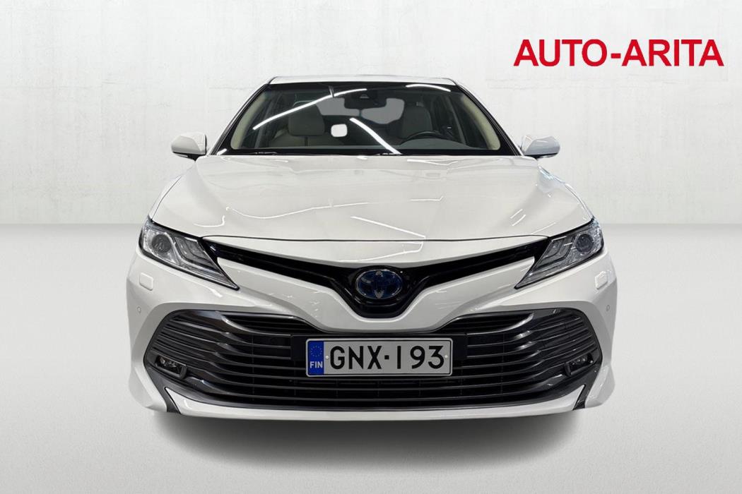 Toyota Camry 2019