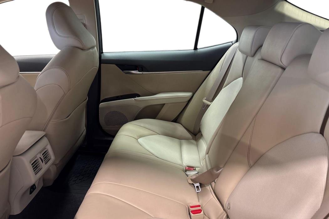 Toyota Camry 2019