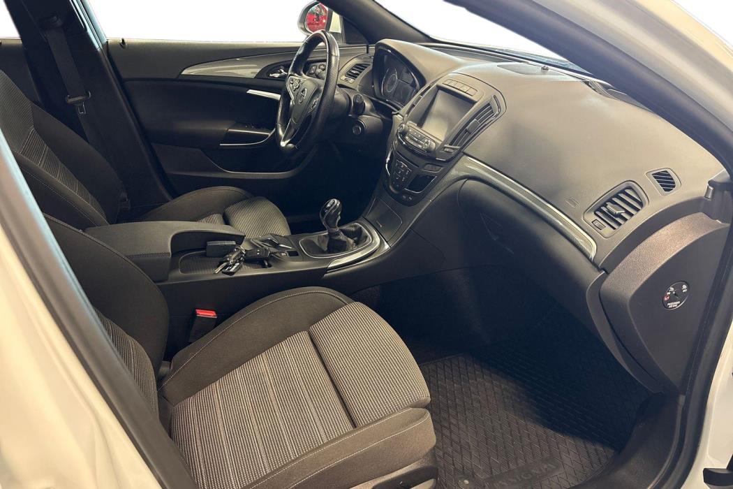 OPEL Insignia 2014