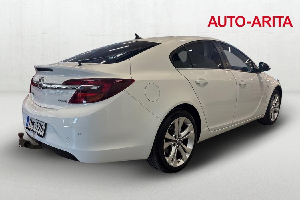 OPEL Insignia 2014